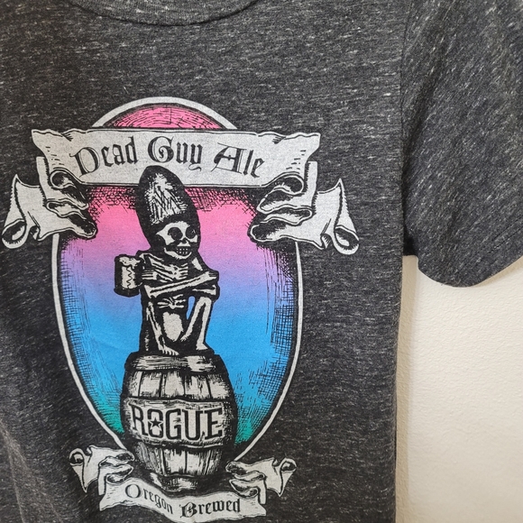 Rogue Brewery Dead Guy Ale Top - Picture 5 of 7